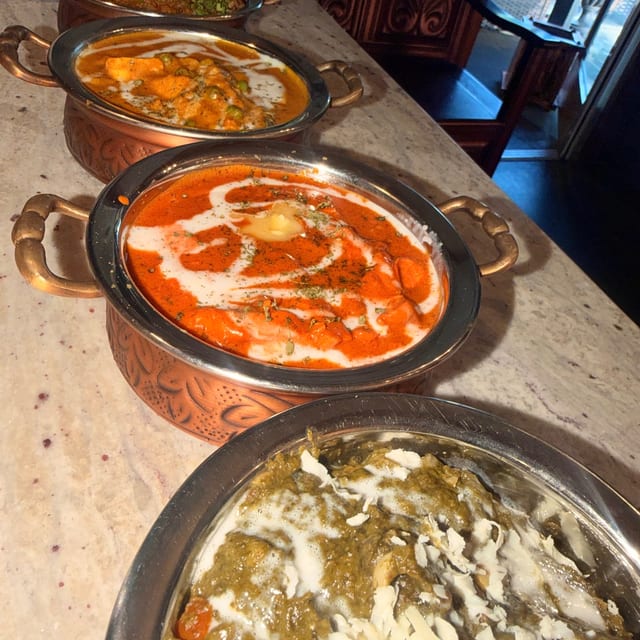 Palak (Spinach) Chicken.